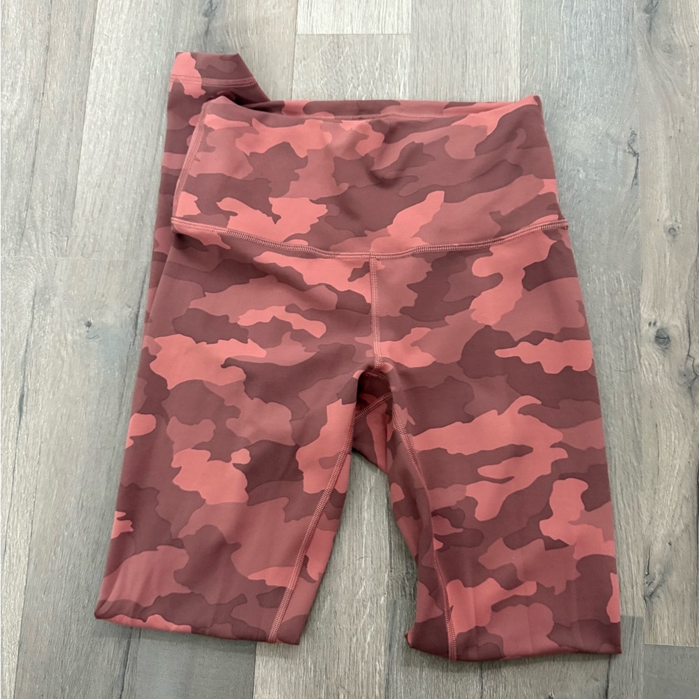 Pink camo wunder trains 25 inch lululemon